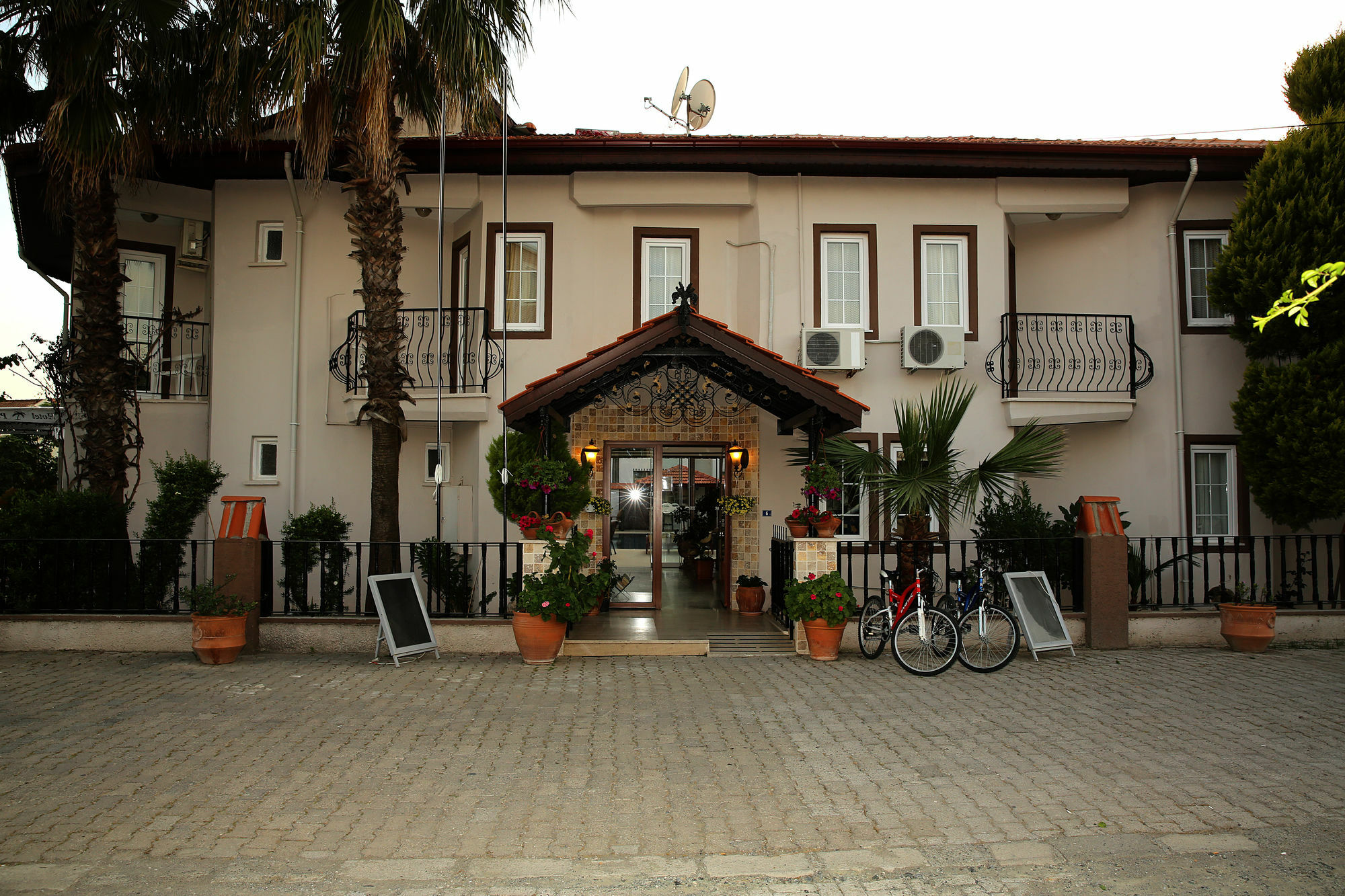 Eon Dalyan Boutique Hotel Exterior foto